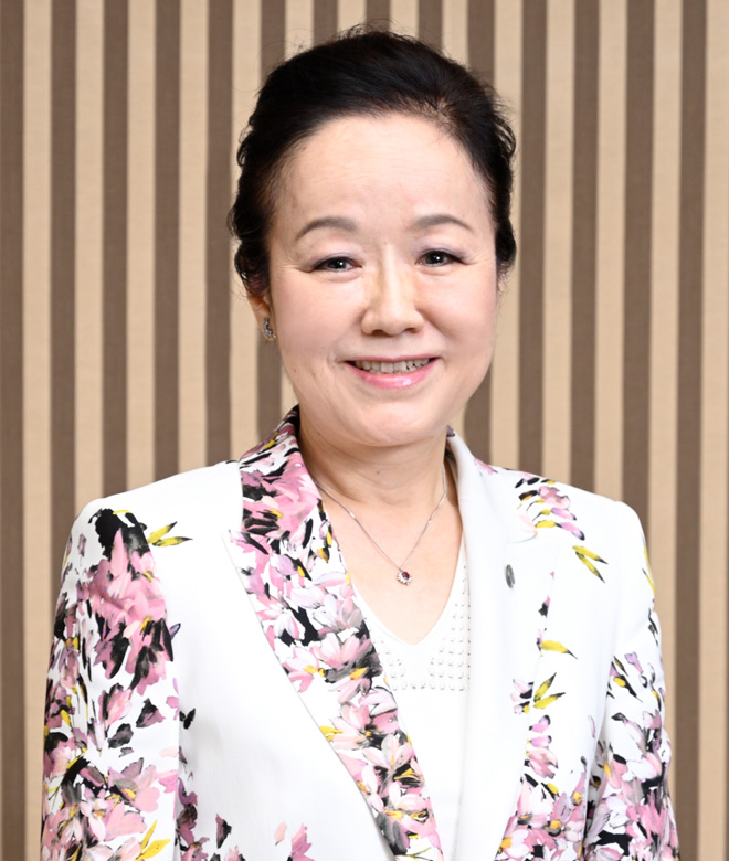 全国女性税理士連盟 会長 伊藤 佳江